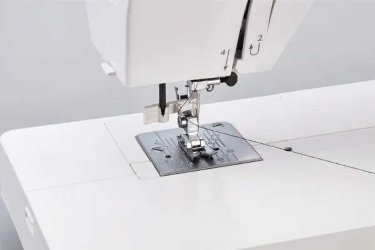Kampanje!  Janome 1522 symaskin - NYE FARGER